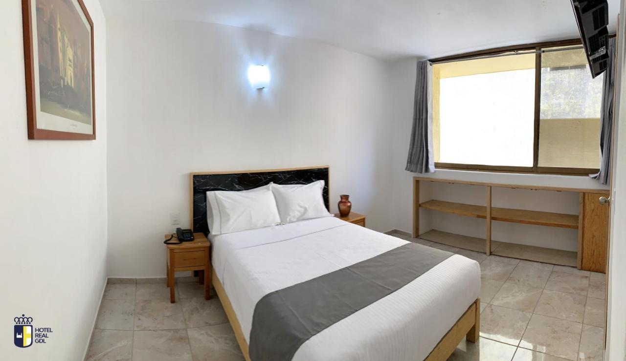 Hotel Real Gdl Гуадалахара Екстериор снимка