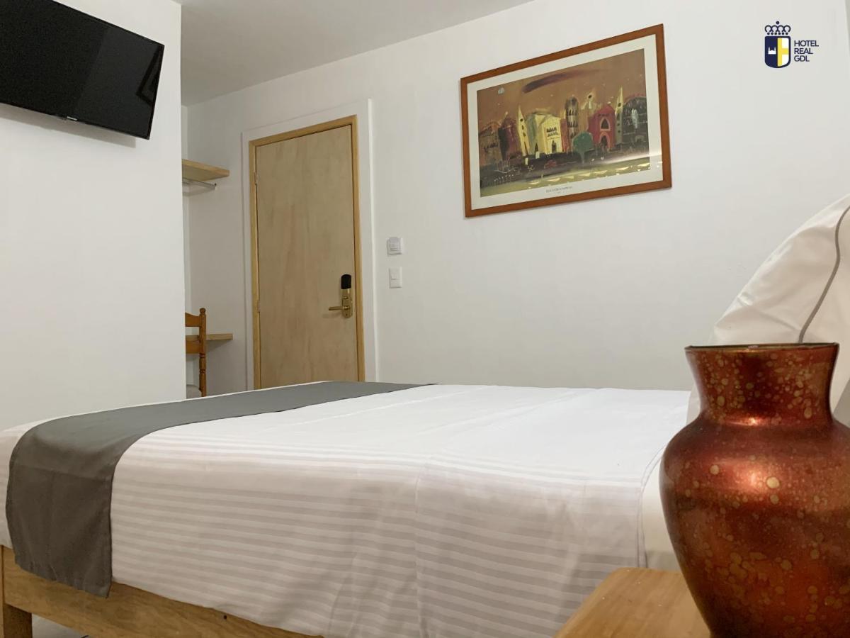 Hotel Real Gdl Гуадалахара Екстериор снимка