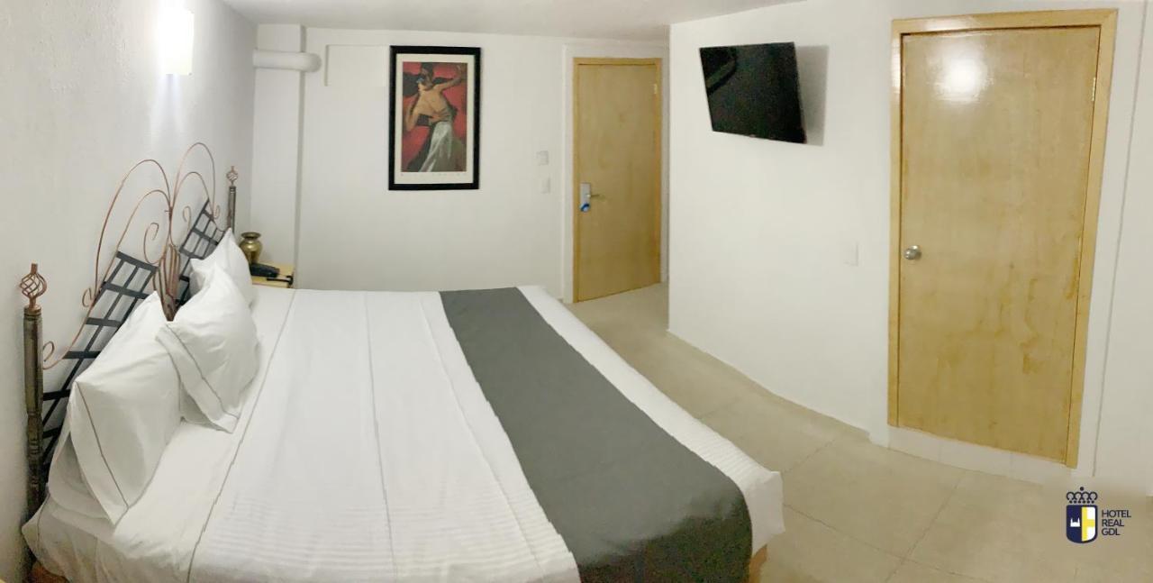 Hotel Real Gdl Гуадалахара Екстериор снимка